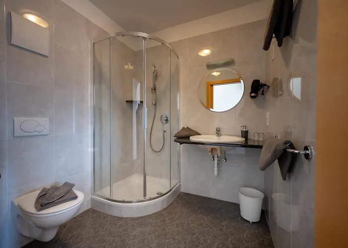 3-Sterne-Hotel: Garni Hotel Peterlinhof